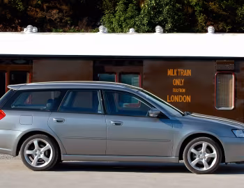 Subaru Legacy 2.0R Sports Tourer [UK-spec] '2005–06