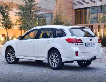 Subaru Outback 2.5i [South Africa] (BR) '2013–14