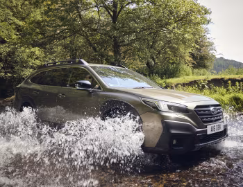 Subaru Outback [UK-spec] '2021–25
