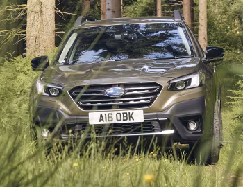 Subaru Outback [UK-spec] '2021–25