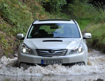 Subaru Outback 2.0D (BR) '2009–12