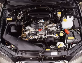 Sob o capô 2000–03 Subaru Outback 2.5i [North America] (BH) '1999–2003