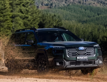 Subaru Outback AWD Touring [Australia] '2025–pr.