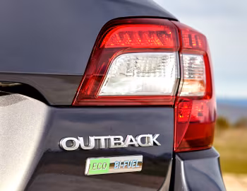 Subaru Outback Eco Bi-Fuel "Silver Edition" [Spain] '2020