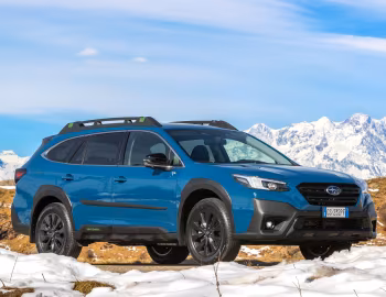Subaru Outback Geyser [Italy] '2024–25