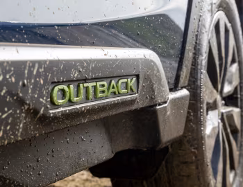 Subaru Outback Geyser [Italy] '2024–25