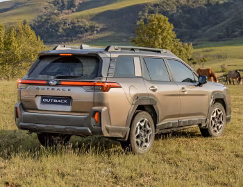 Subaru Outback Premium [South Africa] '2026