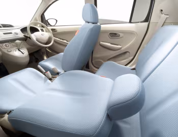 Interior Subaru R2 Refi Limited '05–11.2006