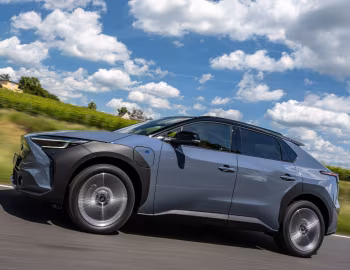 Subaru Solterra [Worldwide] '2022–25