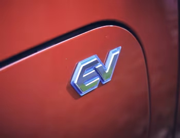 Subaru Solterra [UK-spec] '2022–25