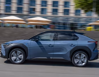 Subaru Solterra [Worldwide] '2022–25