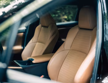 Interior Subaru Solterra [Japan] '04.2022–10.2025