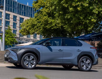 Subaru Solterra [Worldwide] '2022–25