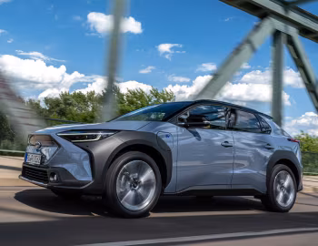 Subaru Solterra [Worldwide] '2022–25