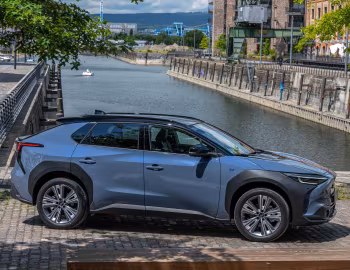 Subaru Solterra [Worldwide] '2022–25