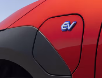 2023–25 Subaru Solterra Premium [North America] '2022–25