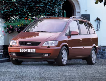 Subaru Traviq (XM) '2001–04
