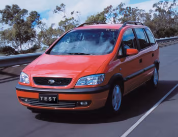 Subaru Traviq (XM) '2001–04