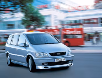 Subaru Traviq S Package (XM) '2001–04