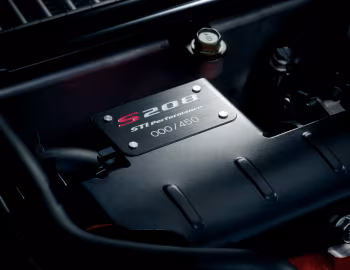 Sob o capô Subaru WRX STI S208 '2017–18