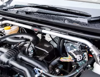 Sob o capô Subaru XV STi Performance Package [Japan] '2014–15