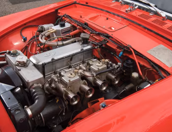 Под капотом Sunbeam Alpine Coupe NART by Harrington (Series II) '1961