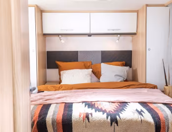 Interior 2018–21 Sunlight I69L '2017–21