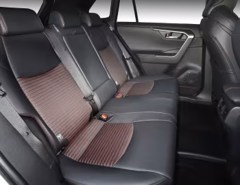 Интерьер Suzuki Across [Worldwide] '2020–26