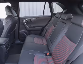Интерьер Suzuki Across [UK-spec] '2020–26