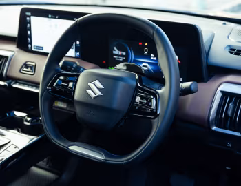 Передня панель Suzuki e Vitara 4WD [Japan] '2025–н.ч.