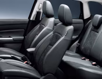 Інтер'єр Suzuki Escudo 1.4 Turbo '12.2018–09.2021