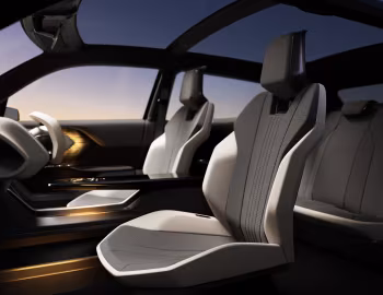 Интерьер Suzuki eVX '10.2023