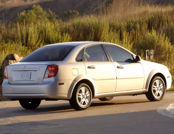 2006–08 Suzuki Forenza [US-spec] '2005–08