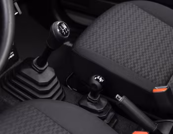 Intérieur Suzuki Jimny "55ème anniversaire" [France] '2025