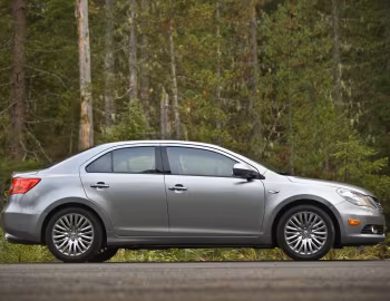 2010–12 Suzuki Kizashi [North America] '12.2009–12