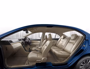 Інтер'єр Maruti Suzuki Ciaz '2018–25