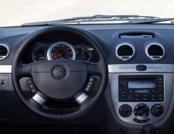 Передня панель 2005–08 Suzuki Reno [US-spec] '2004–08