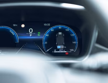 Комбинация приборов Suzuki Swace [UK-spec] '2023–н.в.