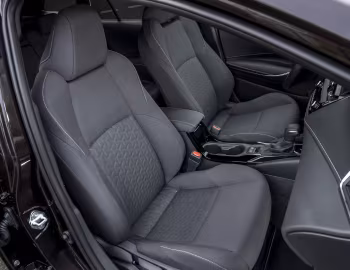 Интерьер Suzuki Swace [EU-spec] '2020–23