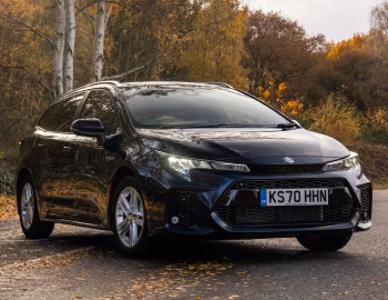 Suzuki Swace SZ-T [UK-spec] '2020–23