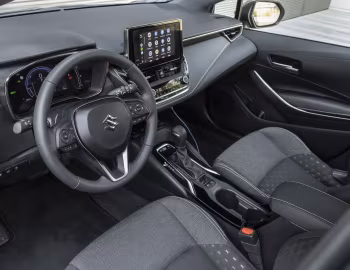 Интерьер Suzuki Swace [EU-spec] '02.2023–н.в.