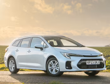 Suzuki Swace [UK-spec] '2023–н.в.