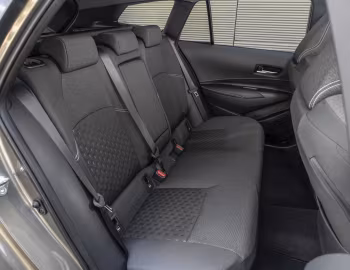 Интерьер Suzuki Swace [EU-spec] '02.2023–н.в.