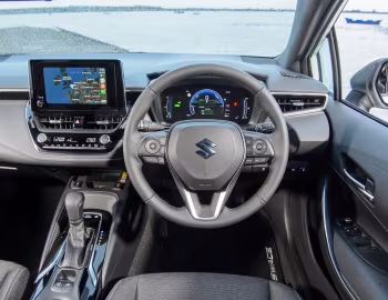 Торпедо Suzuki Swace [UK-spec] '2023–н.в.