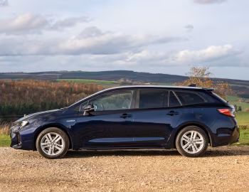Suzuki Swace SZ-T [UK-spec] '2020–23