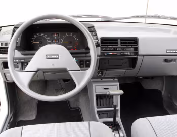 Торпедо Suzuki Swift 3-door '1984–86