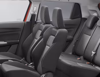 Interior Suzuki Swift [Japan] '01.2017–12.2023