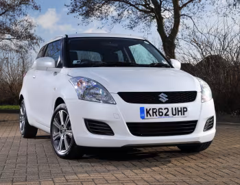 Suzuki Swift SZ-L 3-door [UK-spec] '2013