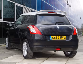 Suzuki Swift SZ-L 3-door [UK-spec] '03.2014