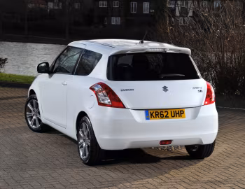 Suzuki Swift SZ-L 3-door [UK-spec] '2013